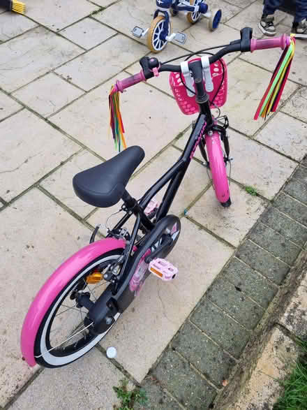 Photo of free Girls bike (age 4 -6) (M23) #2