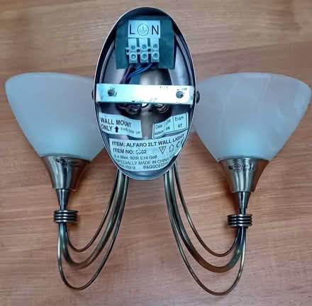 Photo of free Light fittings - 1 ceiling & 2 wall (Joppa EH15) #4