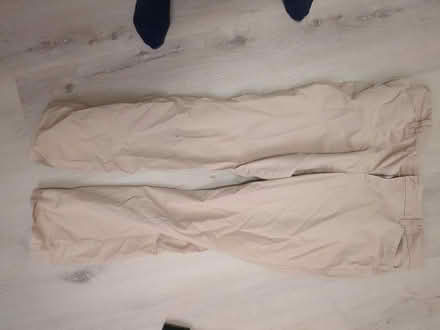 Photo of free khakis, 14 (Cherry Chase) #1