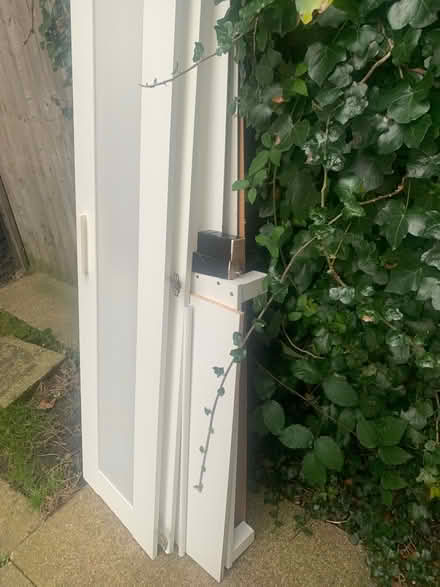 Photo of free Wardrobe needs more door screws (WF2 8) #1