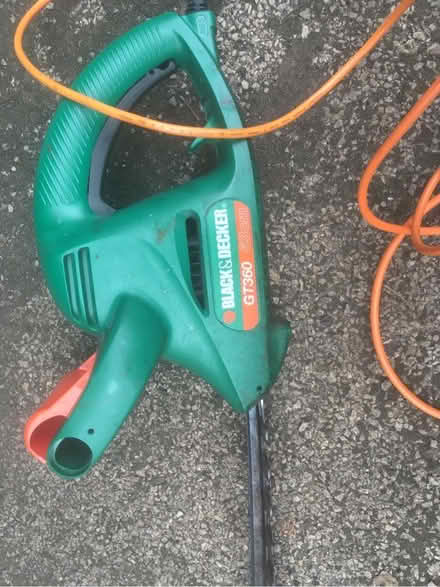 Photo of free Hedge trimmer - not working (Bishops Cleeve GL52) #1