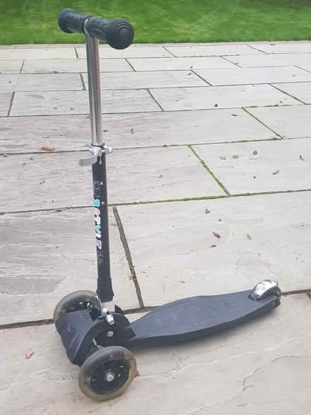 Photo of free Childrens scooter (Bedford MK41) #3