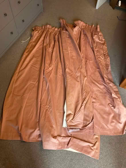 Photo of free Pink curtains (Walton Manor OX2) #2