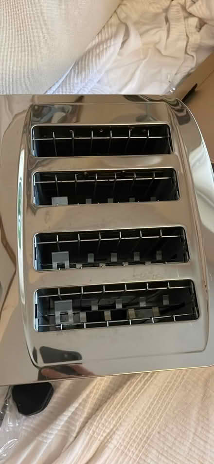 Photo of free Toaster missing crumb tray (SE28) #2