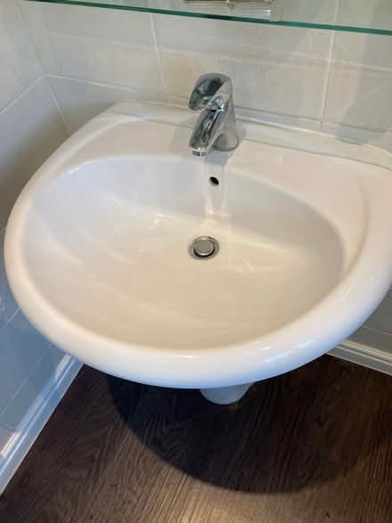 Photo of free Pedestal Sink for Bathroom (Staines TW18) #1