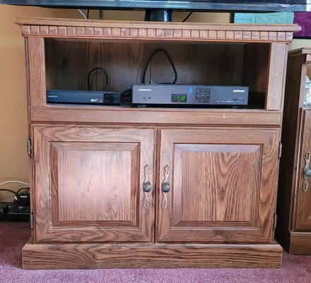 Photo of free TV Stand (Merrick) #1
