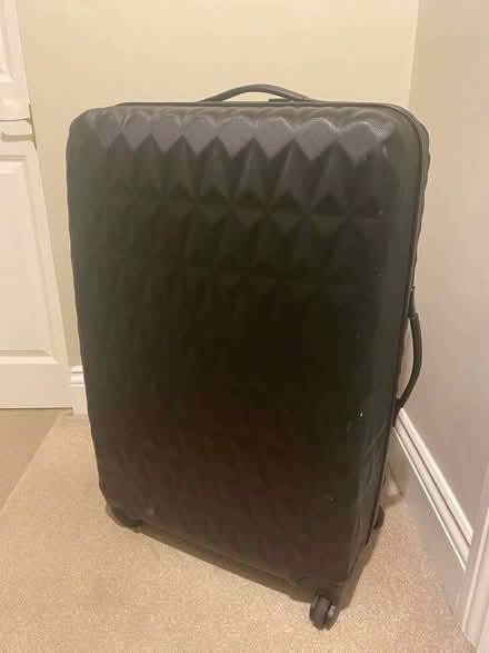 Photo of free Large suitcase (Fulham SW6) #1