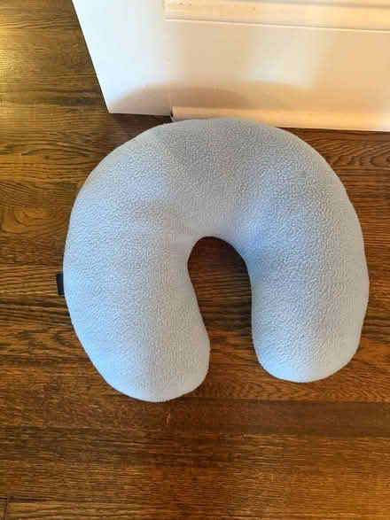 Photo of free Travel pillow (Charlotte) #1