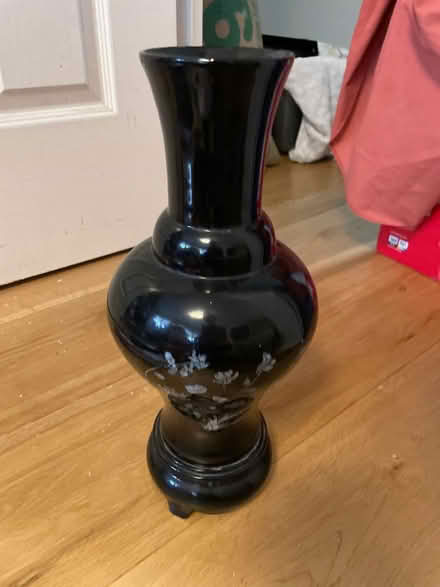 Photo of free Oriental vase small plastic (Se288 8fx) #1