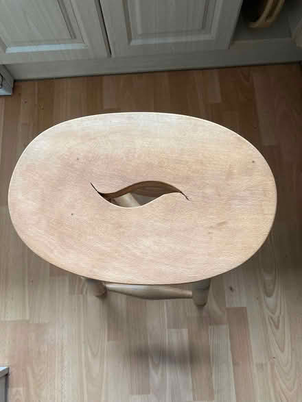 Photo of free Stool (Emmbrook RG41) #2