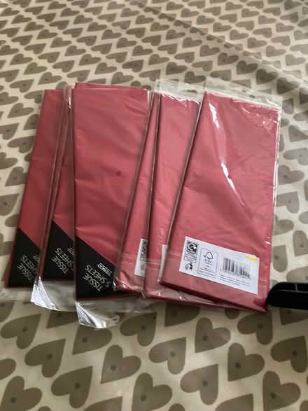 Photo of free 7 packets of red tissue paper (Putnoe MK41) #1
