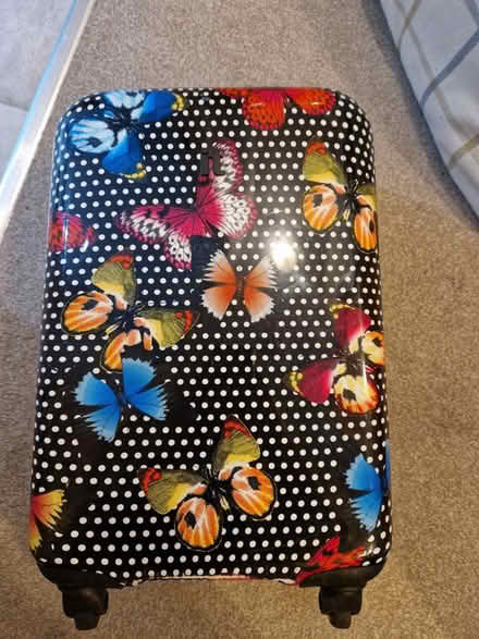 Photo of free Small suitcase (Meersbrook S8) #1