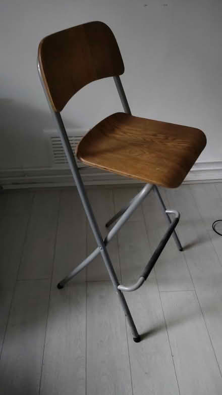 Photo of free Bar stool with backrest x2 (South Kensington station. SW3) #1