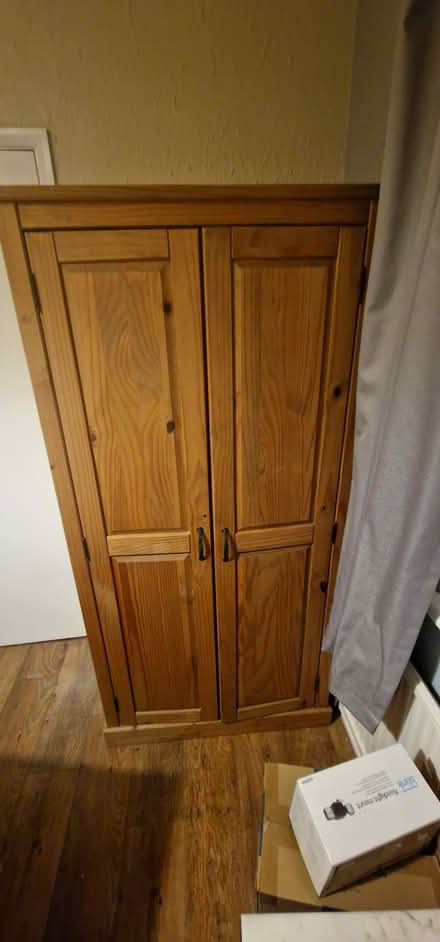 Photo of free Solid wardrobe (Colliers wood) #1