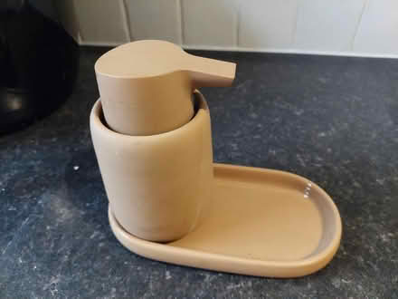 Photo of free Ceramic soap dispenser (GL51) #3
