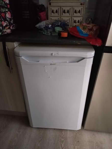 Photo of free Working Fridge (RG2) #1