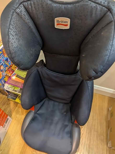 Photo of free Child car seat 18kg plus (UB10 Ickenham) #2