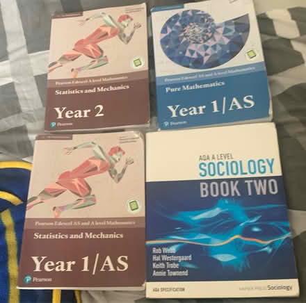 Photo of free GCSE study books language books (Chatham) #1