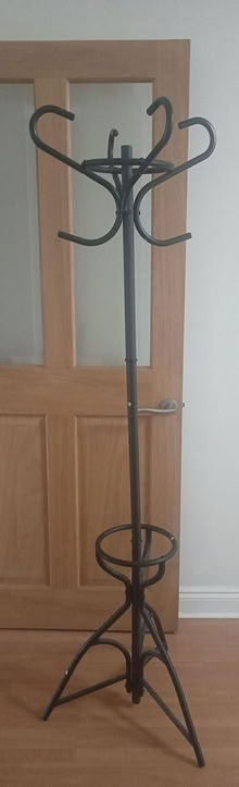 Photo of free Coat Hanger (IG6) #1