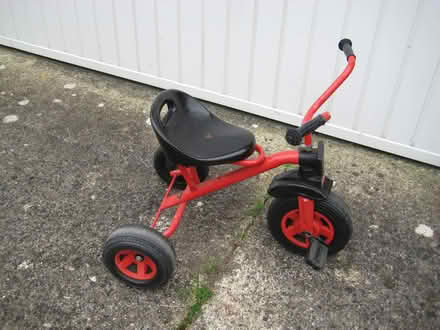 Photo of free Child's tricycle. (Aldwick PO21) #3