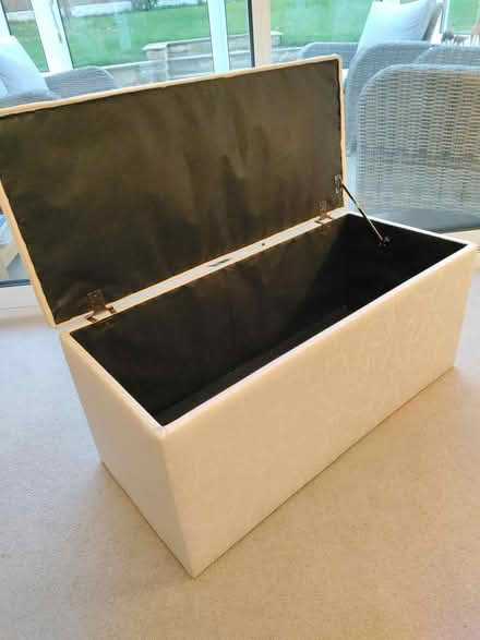 Photo of free Ottaman/toybox (Knaresborough HG5) #1