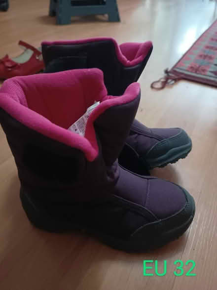Photo of free Girls Shoes Different Sizes (IG6) #1