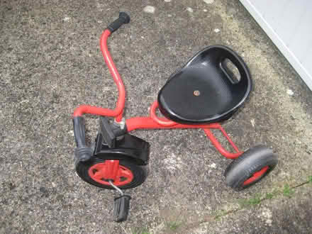 Photo of free Child's tricycle. (Aldwick PO21) #2