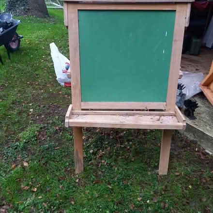Photo of free Wooden easel (Dorking) #4