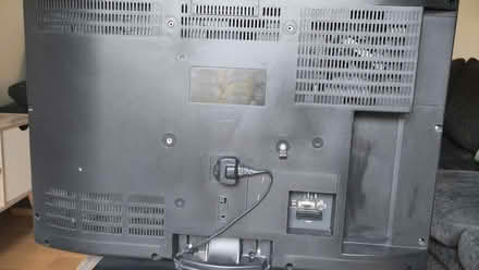 Photo of free Toshiba 32in TV (Kendal LA9) #4