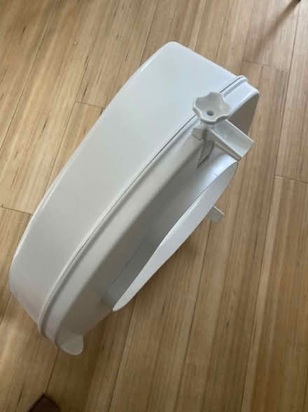 Photo of free Raised toilet seat (Ferrensby HG5) #2