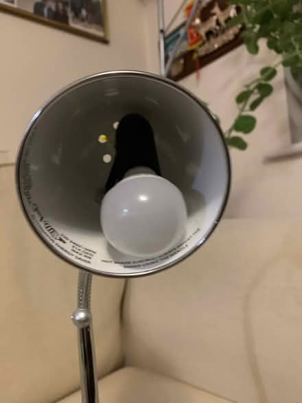 Photo of free Working Lamp - loose bulb attached (SE28) #3
