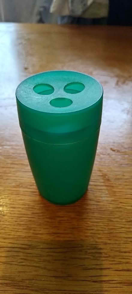 Photo of free Green resin toothbrush holder (Westbourne Park W11) #1