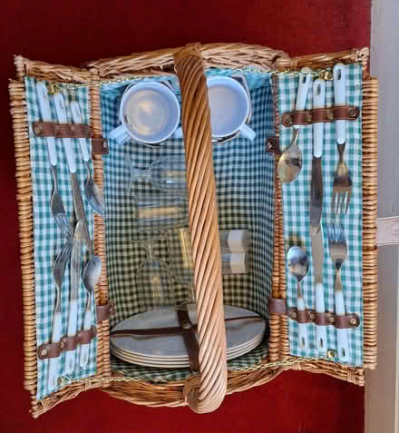 Photo of free Picnic basket (South Croydon CR2) #2