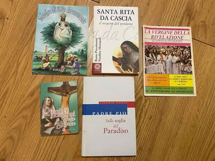 Photo of free Religious books written in Italian (TW2 7BQ) #1