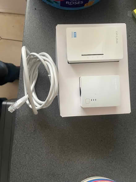 Photo of free TP Link Wi-Fi booster (Ramsgate CT11) #2