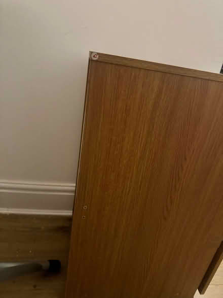 Photo of free Desk (Croydon) #3