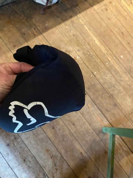 Photo of free MTB Knee pads, slightly damaged (Stacey Bank S6) #4