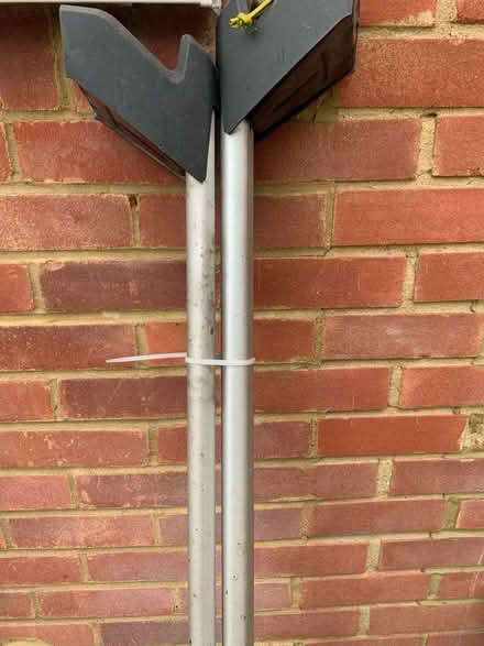 Photo of free Roof bars - to fit a Ford SMax (Pirbright GU24) #1