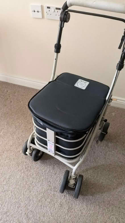 Photo of free Shopping trolley (Cutteslowe OX2) #2