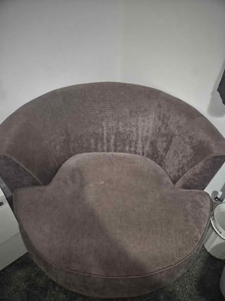 Photo of free Round Chair (Rawmarsh S62) #2