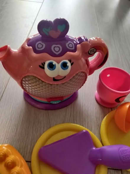 Photo of free Kids kitchen set (Cranfield MK43) #2