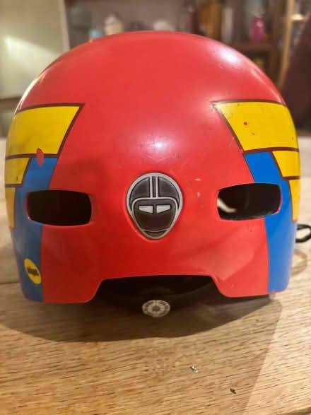 Photo of free Kids bike helmet (Summertown OX2) #2