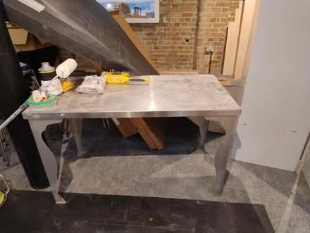 Photo of free metal table (se1 3rs) #1