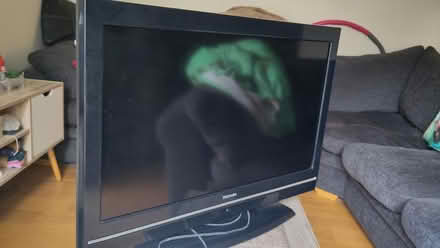 Photo of free Toshiba 32in TV (Kendal LA9) #2