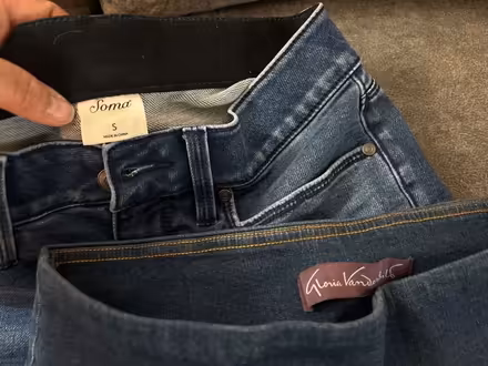 Photo of free Women’s Clothing (Arnold) #4