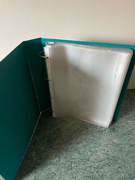 Photo of free Ring binder with polypockets (Presteigne LD8) #1