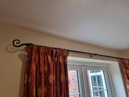 Photo of free 2 x telescopic curtain poles vgc (wallingford..wantage road) #2