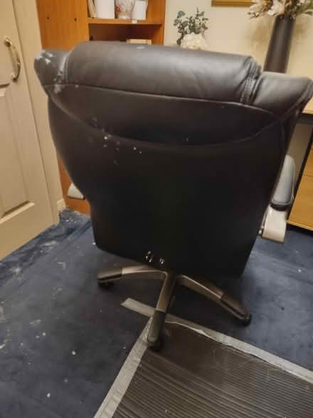 Photo of free Leather look office chair (Chaulden HP1) #3