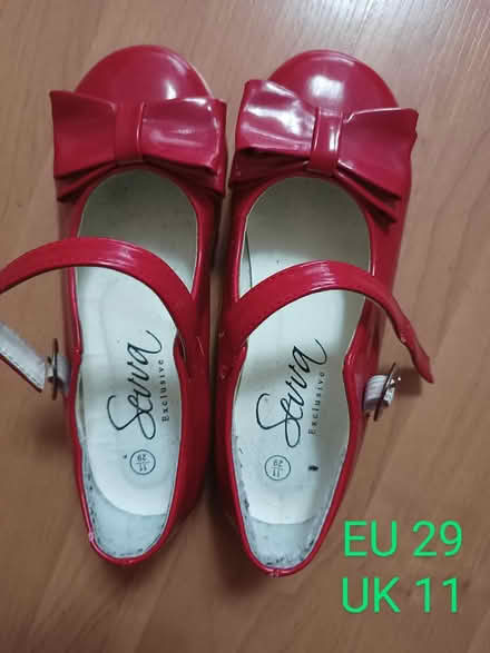 Photo of free Girls Shoes Different Sizes (IG6) #4