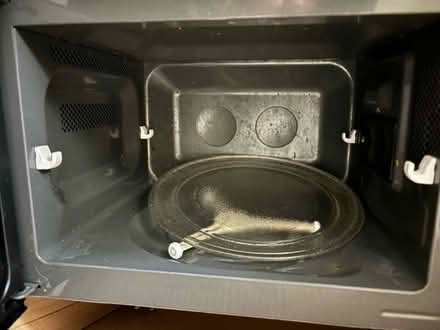 Photo of free Microwave (Pagham po21 3) #3